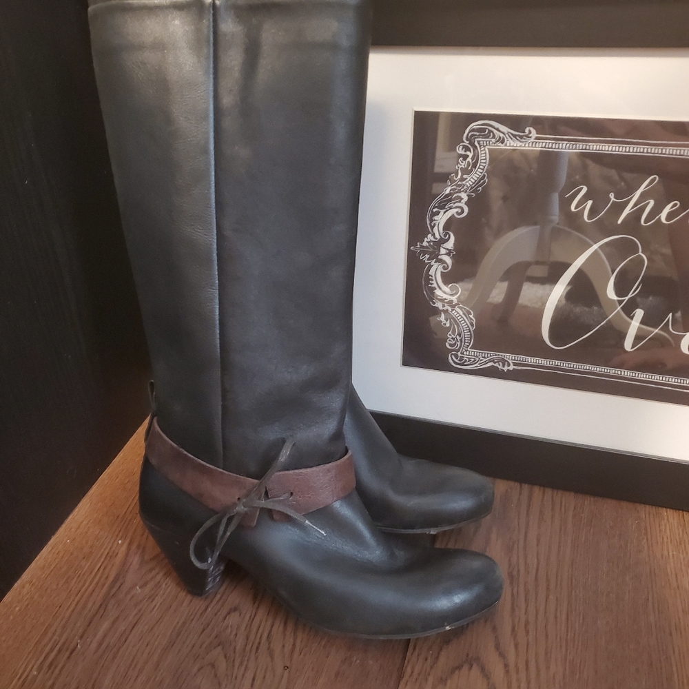 Black boots